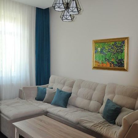 Къща За Гости Ирис Kyustendil Exterior photo